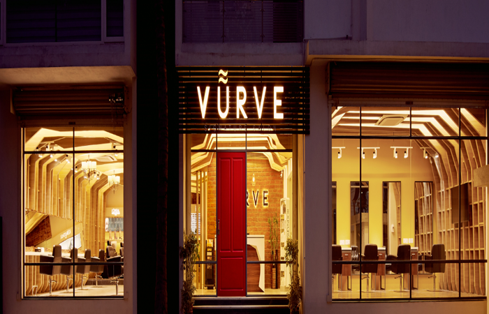 Vurve Signature Salon